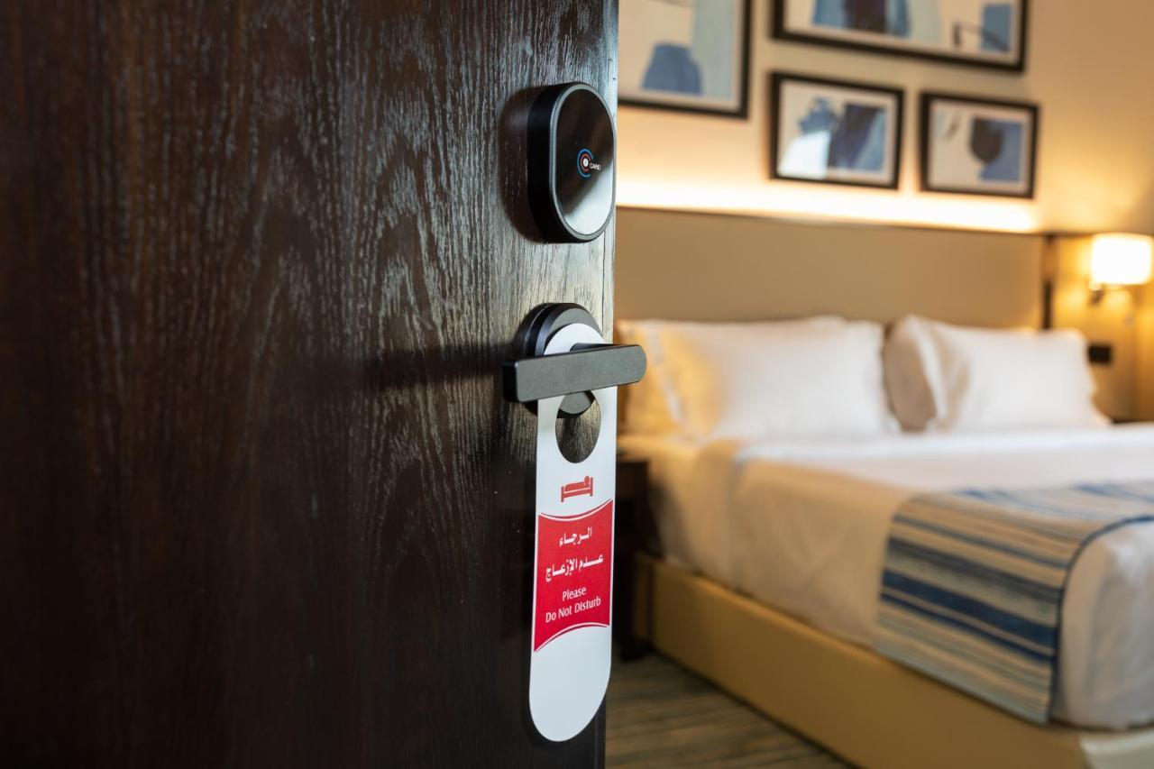 Prime Almina Hotel 4*